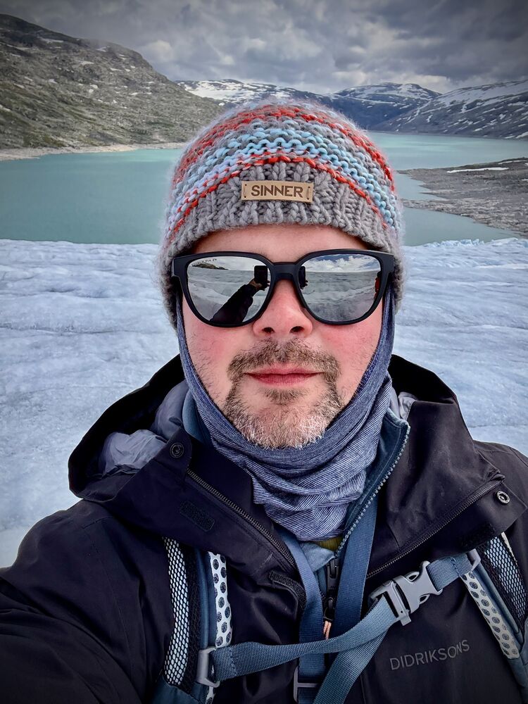 Jesse op een gletsjer in Noorwegen